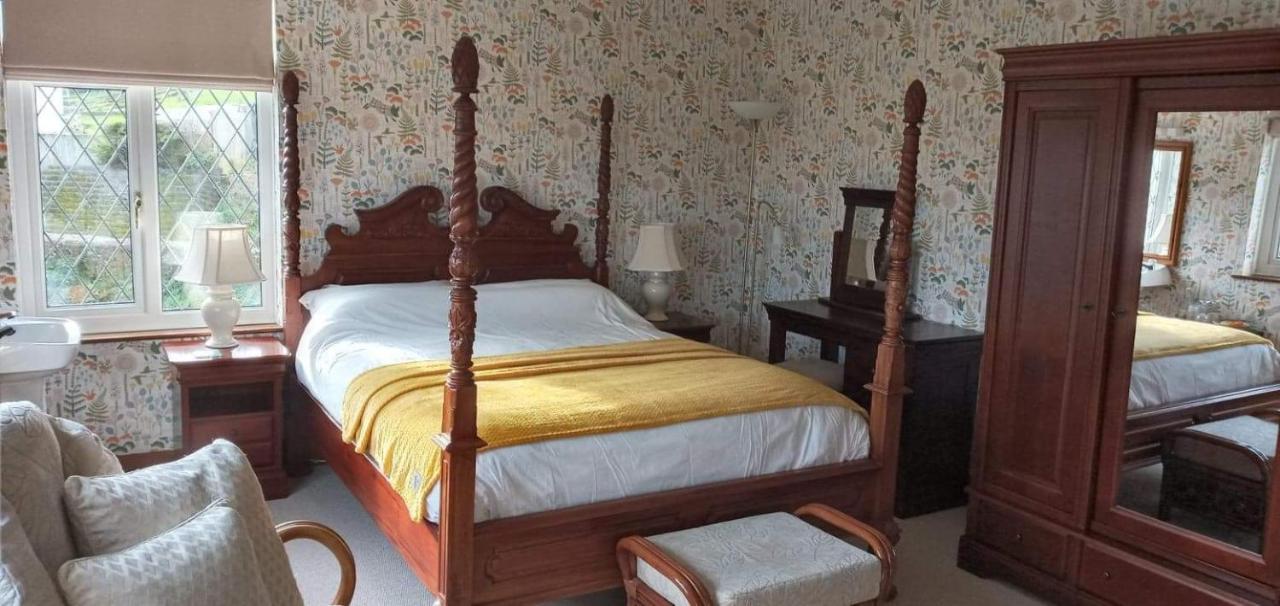 Penally Wychwood House Bed & Breakfast 部屋 写真