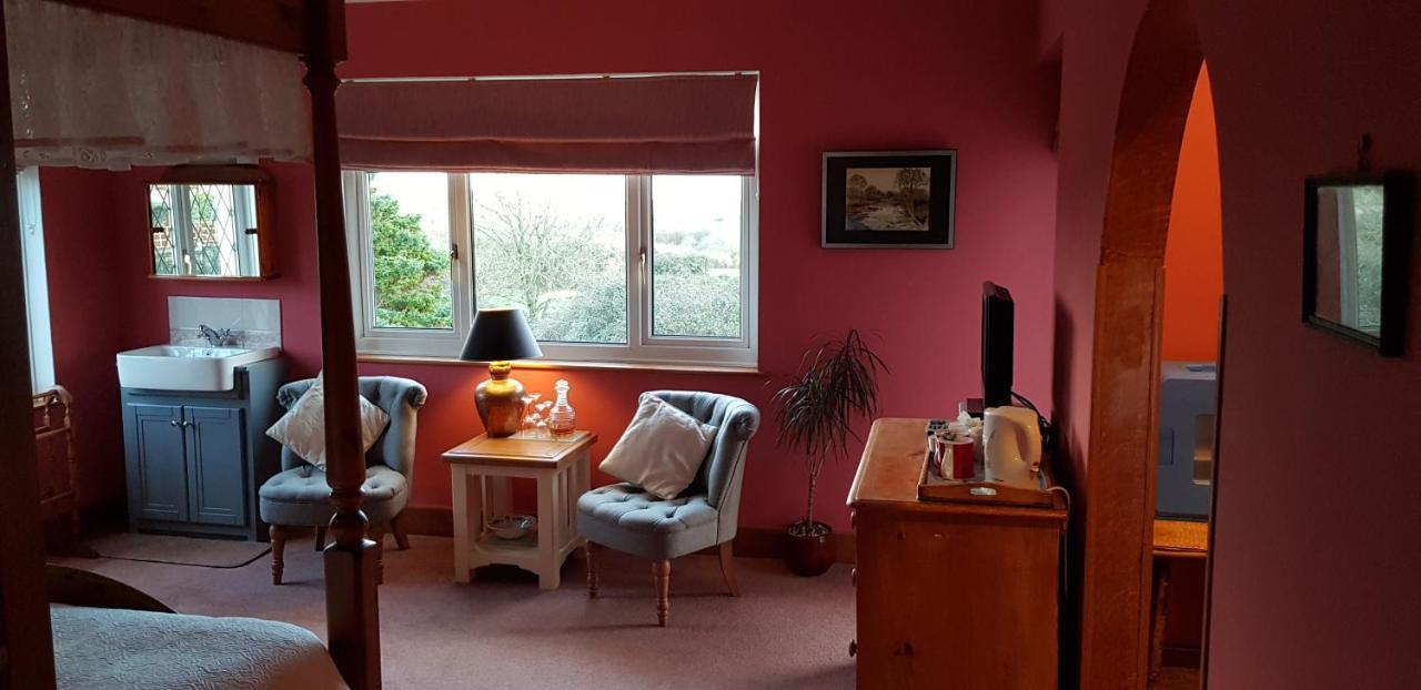 Penally Wychwood House Bed & Breakfast 部屋 写真