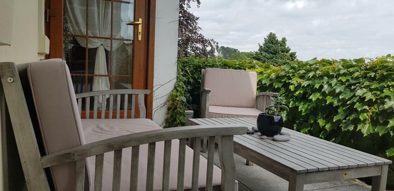 Penally Wychwood House Bed & Breakfast エクステリア 写真